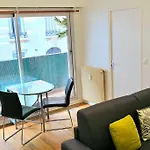 Apartment La Rose Et Le Reseda - Enjoy Space, The Terrace And The Eiffel Tower View